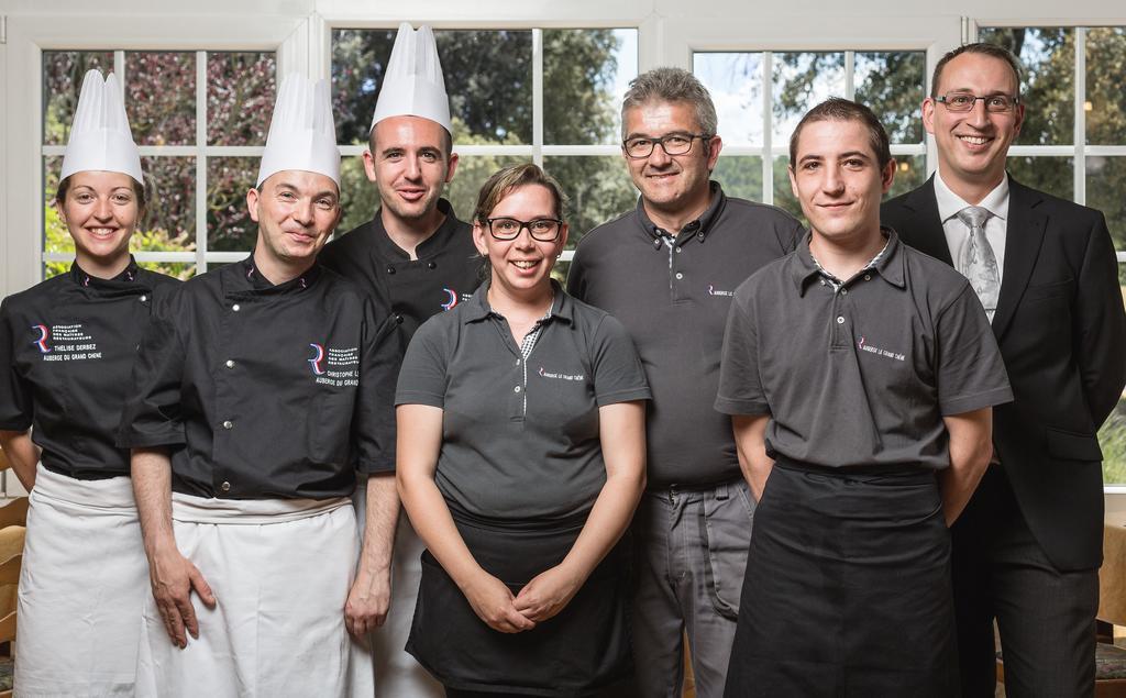 סילאן-לה-קסקאד Auberge Du Grand Chene מראה חיצוני תמונה