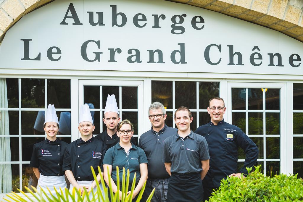 סילאן-לה-קסקאד Auberge Du Grand Chene מראה חיצוני תמונה